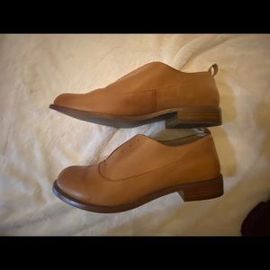 Spendid Women Loafers. Size 9.5